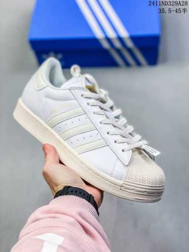 真标阿迪达斯adidas三叶草 Originals Superstar”Sail Green Lace“贝壳头系列低帮经典百搭休闲运动板鞋 货号:Gw4441