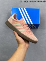 公司级阿迪达斯Adidas Handball Spezial 复古单品阿迪达斯经典款复古休闲板鞋 尺码：35 36 36 37 38 38 39 40 40 4