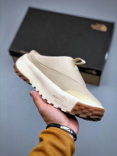 the North Face Never Stop 北面舒适百搭防滑耐磨低帮生活休闲鞋 尺码：36-45 半