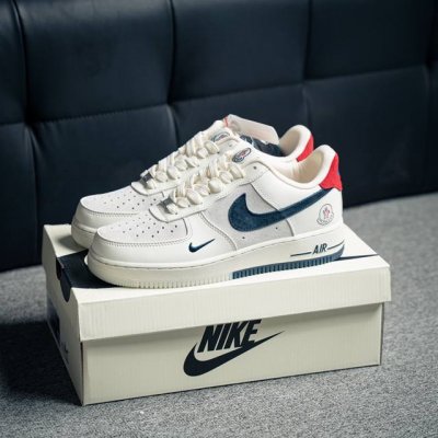 Air Force 1 原装级别 原楦头原纸板 打造纯正空军版型专注外贸渠道 全掌内置蜂窝气垫 原盒配件 原厂中底钢印、拉帮完美 货号：Ch6336 512 尺