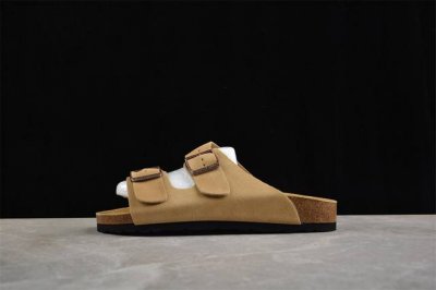 birkenstock 博肯 勃肯 Eva 双扣拖鞋凉鞋 129421 大厂出品 夏季走量必备爆款超轻发泡大底 整鞋十分轻便 尺码：35 36 37 38 39