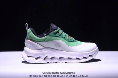 On 昂跑 Cloudsurfer 训练型缓震 防滑透气 低帮轻量跑步鞋 On昂跑cloudsurfer的中底 ，采用了全新的cloudtec Phase中底科