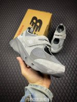 B 新百伦 New Balance Nb Breeze Sd2202 舒适百搭 玛丽珍防滑耐磨低帮生活休闲鞋 随着潮流风向的转变 玛丽珍鞋赛道成为各大球鞋品牌竞