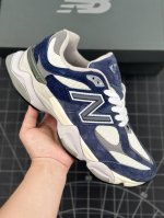 公司级joe Freshgoods X New Balance Nb9060 联名款 复古休闲运动慢跑鞋 鞋款灵感源自设计师本人对夏日的怀日回忆。鞋面大身由空间