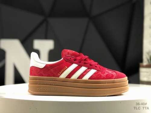 140 Adidas Originals Samba Og 蛇年限定 高热新品 "Year Ofsnake" 时尚百搭 防滑耐磨 低帮 阿迪达斯板鞋 以红色为主