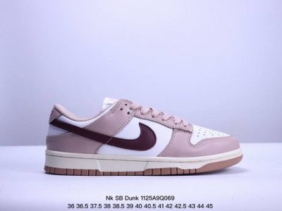 120 Nike/耐克 采用皮革拼接固色皮材质，正确Eva发泡缓震中底组合Rb橡胶外底耐克Nike Sb Dunk Low 扣篮系列低帮休闲运动滑板板鞋 类型：