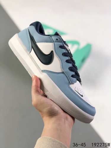 真标带半码！ 耐克nike Sb Force 58款 是一款将前沿创新带入街头的单品，它具有硫化杯底，具有出色的耐用性和灵活性。使用帆布和绒面革，在饰面上放置通