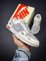 Nk SB Dunk Low 斯图西联名-灰白浅灰勾 周年高端定制 低帮休闲板鞋 SJ2068-302 #定制鞋盒 大厂纯原品质出货 超高清洁度 皮料切割干净无