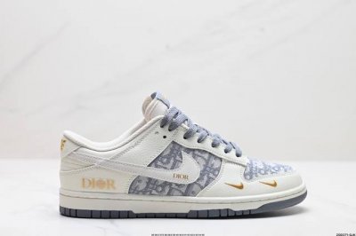 公司级nk Dunk Low Retro “Diy高端定制” 低帮休闲运动板鞋 原装头层材料 用料绝不含糊 独家版型蒸餾加工帶來的是更好的视觉和脚感体验 清洁度