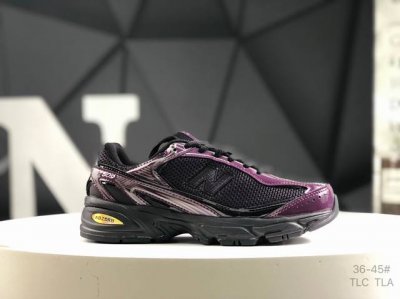 New Balance U509 舒适百搭防滑耐磨 低帮休闲跑步鞋 新百伦 New Balance 509 复古网面运动鞋U509D1。鞋舌上的 New Bal