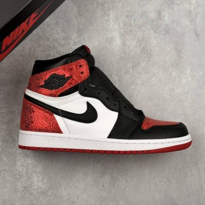 本地 核心私 Wmns Air Jordan 1 Retro Hi Og ”Ruby“ Aj1 乔1红宝石 高帮篮球鞋 #配色主题以红宝石为灵感，一方面红色是