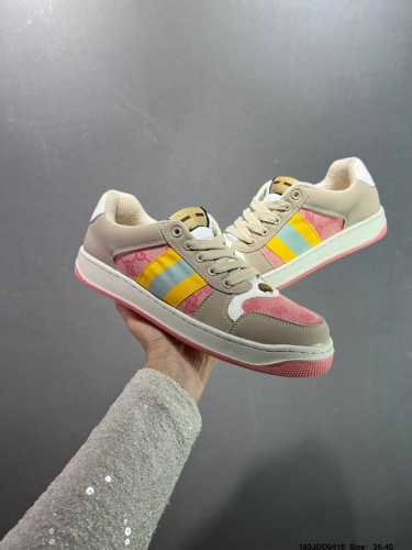 意大利时装奢饰品牌 古驰Gucci Screener Gg Sneaker Low 经典原型系列低帮复古老爹百搭休闲运动板鞋“白粉Gg木纹布”771134 96