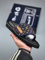 370支持放店 louis Vuitton 2025 专柜 春夏新款 最高限定 专柜上新 Lv情侣厚底魔术贴拖鞋 明星同款 网红博主推荐 ◆ 原版开模 代购版本