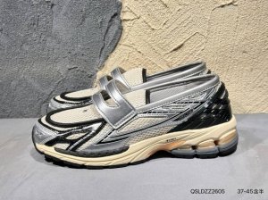 新品上市实拍 new Balance Warped Runner Uwrpomob 复古休闲运动慢跑鞋 破坏解构做旧 步态稳定 T-Beam大底提供足步弓支撑