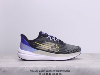 Nike Air Zoom Winflo 9 网透面气 训跑练步鞋该鞋款采用改良版网眼布和增加泡棉设计，专为驾驭耐力跑而设计，出色的缓震性能可助力你心无旁骛专注