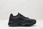 公司级nike Air Max 2013 联名气垫跑鞋 整体依旧以stussy标志性的麻布编织材质覆盖 鞋身大面积采用了网眼材质为主 并且后跟部分还带有反勾sw