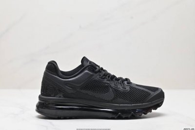 公司级nike Air Max 2013 联名气垫跑鞋 整体依旧以stussy标志性的麻布编织材质覆盖 鞋身大面积采用了网眼材质为主 并且后跟部分还带有反勾sw
