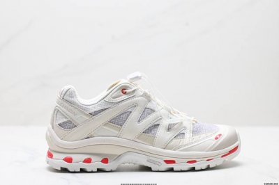 公司级Xt-Quest Panhui Adv Beige “ 萨洛蒙 探索者系列户外越野跑鞋 478478 20鞋面采用Sensifit贴合技术 全方位贴合包裹