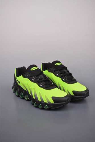 250 Nike Air Max Dn8 全掌科技气垫 缓震运动跑鞋 Dn8的核心亮点在于其八腔气垫结构 根据不同部位设定的气压值专为行走设计 提供卓越的舒适