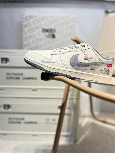 北面 X Nike Sb Dunk Low 大厂出品 极力推荐 新配色 原装头层材料 独家版型蒸餾加工 帶來的是更好的视觉和脚感体验 大厂纯原品质出货 清洁度