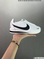 Nike Classic Cortez 耐克经典轻便舒适阿甘鞋休闲跑步鞋运动鞋 纯粹而执着的精神 使得Cortez种在了一代人的心里 无论是否喜欢它复古的鞋型
