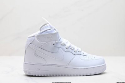 公司级nike Air Force 1 Mid 07 原楦头原纸板 打造纯正中帮空军版型 专注外贸渠道 全掌内置蜂窝气垫 原盒配件 原厂中底钢印、拉帮完美 官方