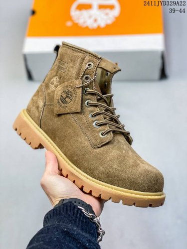Timberland 添柏岚 原产楦型，采用牛巴磨砂革鞋面材质，轻量橡胶大底全球领先户外品牌 添柏岚timberland Waterproof Premium