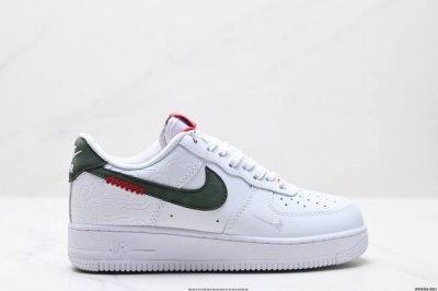公司级Nike Air Force 1‘07 原楦头原纸板 打造纯正低帮空军版型 专注外贸渠道 全掌内置蜂窝气垫 原盒配件 原厂中底钢印、拉帮完美 货号:Cu9