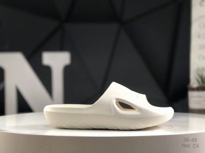 90 真标Ad Adicane Slide 休闲百搭潮流运动拖鞋 货号：Ie0159 尺码：如图右下角所示 Tkk Ca
