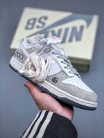 福利特价 Nk Sb Dunk Low 古驰联名 周年高端定制 低帮休闲板鞋定制鞋盒 大厂纯原品质出货 超高清洁度 皮料切割干净无任何毛边 细节完美 货号：Cf