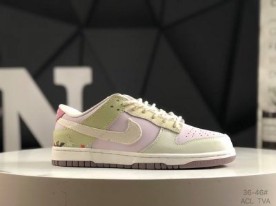 真标带半码 耐克 Nike Dunk Low Dunk Sb顾名思义，具有经典的Dunk血缘，又注入了更多的时尚元素。相较于普通的Dunk滑板鞋，改良版的Dun