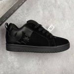 本地230 核心私 街头装品牌 Dcshoecousa Court Graffik 时尚休闲低帮圆头百搭 琉凤大底耐磨滑板鞋皮质运动舒适板鞋 鞋型经典百搭，低帮