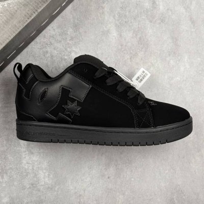 本地230 核心私 街头装品牌 Dcshoecousa Court Graffik 时尚休闲低帮圆头百搭 琉凤大底耐磨滑板鞋皮质运动舒适板鞋 鞋型经典百搭，低帮