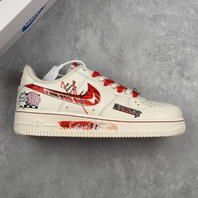 本地 核心私 nike Air Force 1'07 Low Love Brain 520系列限定 恋爱脑 空军低帮休闲板鞋 #恋爱脑 是一种在爱情中极易沉溺的