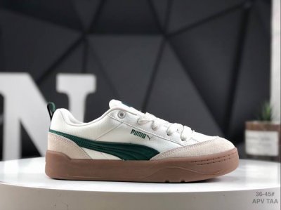 130 Puma/彪马 男女运动板鞋，原楦原纸版开发版型，采用环保纤维革组合翻毛皮饰片鞋面材质，外置耐磨橡胶大底蕾哈娜同系面包鞋太好看了！彪马Puma Park