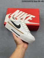 nike 耐克 Court Legacy Lift 男女士运动鞋 运动厚底小白鞋 复古休闲鞋 上部和合成的 Strati 重叠,增加纹理 深度和透气性 刺绣细节