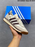 阿迪达斯Adidas Originals Sl 72 Rs 防滑 低帮 生活体闲鞋 男女同款简约大方的造型设计 给人以随性闲的时尚格调 穿着舒适轻便 运动灵活自