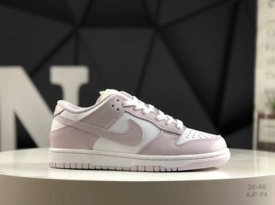 100 福利特价Nike Dunk Low 低帮 原装头层材料 用料绝不含糊 独家版型蒸馏加工带来的是更好的视觉和脚感体验 清洁度 电绣工艺 皮料切割干净无任何