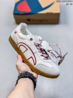champion 冠军 男鞋原楦原纸版开发，采用荔枝纹纤维革组合环保透气革鞋面材质，内嵌环保海玻璃Eva鞋垫，外置耐磨橡胶大底美国经典休闲运动老牌 冠军Cham