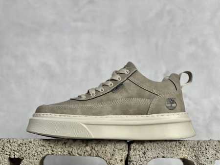 新货timberland添柏岚 天伯伦 户外休闲马丁靴系列 广东大厂出品 全新工艺升级 24Ss秋冬新款 原盒原包装 面料采用意大利进口细纹牛皮，搭配防臭防腐真 - 点击图像关闭