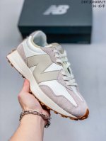 新百伦new Balance Nb327 New Balance Nb327系列复古休闲运动慢跑鞋 原厂细翻毛 原数据档案结合二次高弾md材料打造原版鞋底 鞋面