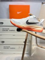 Nk Air Zoom Pegasus 41 登月跑鞋 登月41代超轻网面跑步鞋 脚跟区域营造出色舒适度，而在鞋底部分，搭载全掌型Zoom Air配置耐克网面透