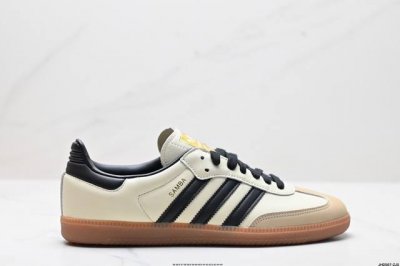 公司级Adidas Originals Samba Og 阿迪达斯桑巴舞系列绅士德训足球风百搭低帮休闲运动板鞋 这款板鞋展示了高质量的工艺 带有装饰的超锁缝制和