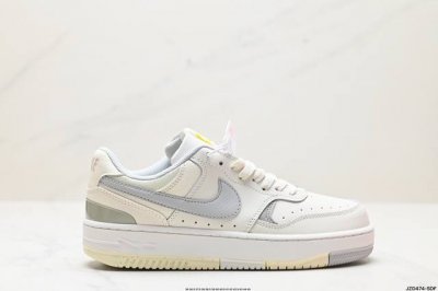公司级nike Gamma Force 减震 耐磨运动鞋 兼顾舒适脚感和出众风范 演绎匠心之作 结构性的支撑贴合感结合复古篮球设计 塑就场外全明星风范 货号:F