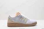 公司级Adidas Forum 84 Low 阿迪达斯 低帮百搭潮流休闲运动板鞋 以复古篮球鞋的外形为基础 采用皮革拼接 简约百搭 更加贴合舒适 中底内侧网格造