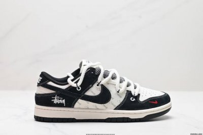 公司级NK Dunk Low Retro “DIY高端定制” 低帮休闲运动板鞋 原装头层材料 用料绝不含糊 独家版型蒸餾加工帶來的是更好的视觉和脚感体验 清洁度