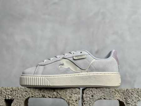 放店私puma Suede Platform 彪马三明治厚底金标男女款复古休闲鞋增高运动鞋松糕跟板鞋 整双鞋款以经典的puma Suede鞋面为基底 采用高级麂 - 点击图像关闭