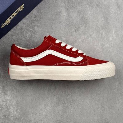 本地 核心私 Vans Premium Old Skool 36 范斯官方 高端复古休闲板鞋 #经典Style 36 鞋型增强复古属性 从鞋型和贴合度方面重塑鞋