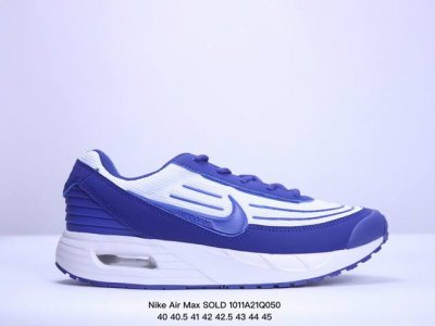 Nike Air Max Sold 采用全掌一体式设计，整体极具未来感，鞋面部分以流线型凹凸结构组成 货号：Dx3666 尺码：如图所示 Xm101 50