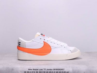 耐克 Nike Blazer Low '77 Jumbo 男女子运动鞋抓地板鞋革新重塑经典街头人气鞋款 采用人气传统外观，巧搭大号耐克勾勾设计和宽大鞋带。柔软泡